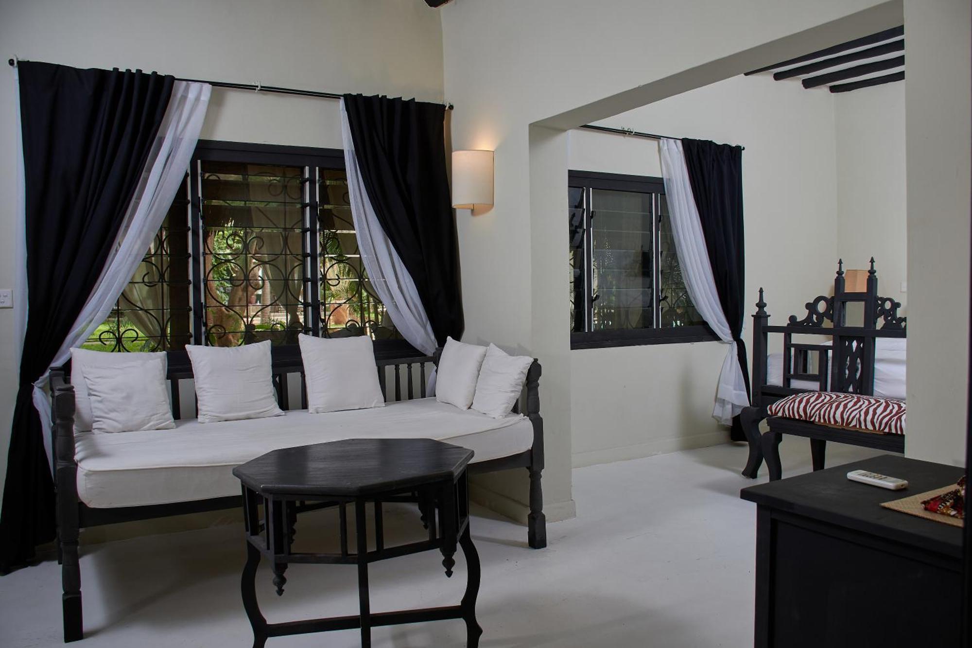 Hotel Saffron Garden Malindi Exterior foto